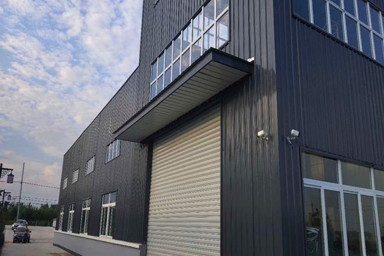 通遼鋼結構網架的荷載量如何計算?