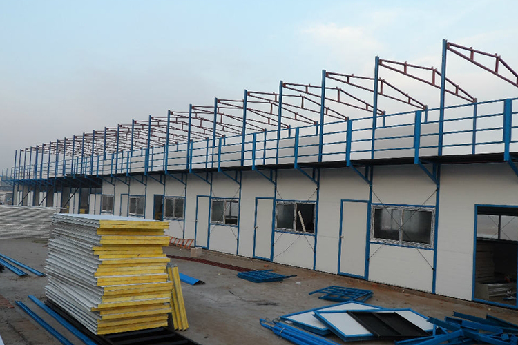 呼和浩特彩板廠嚴密把控夏季安全生產 提升工作環境保障